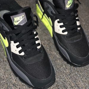 Men’s Nike size 10